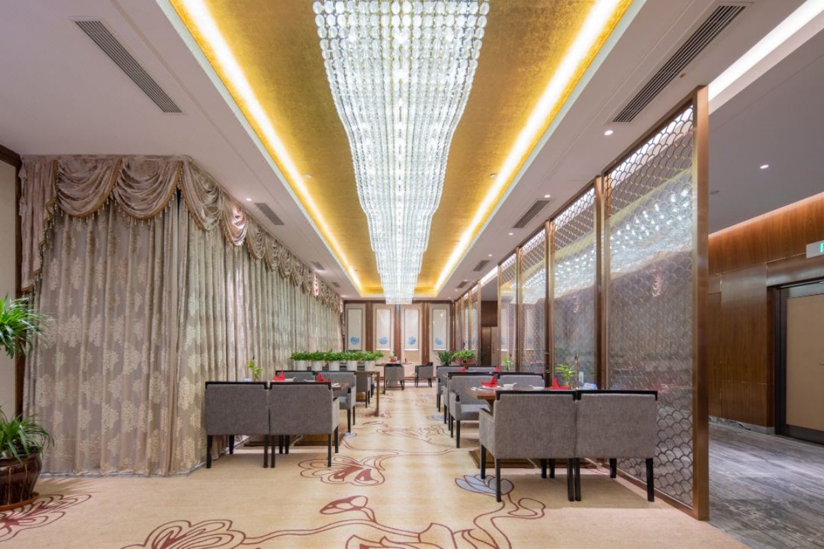 德辰金陵大酒店