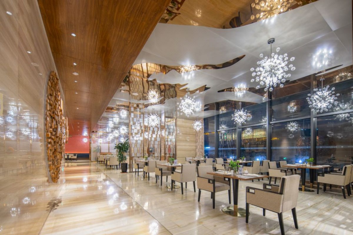 德辰金陵大酒店